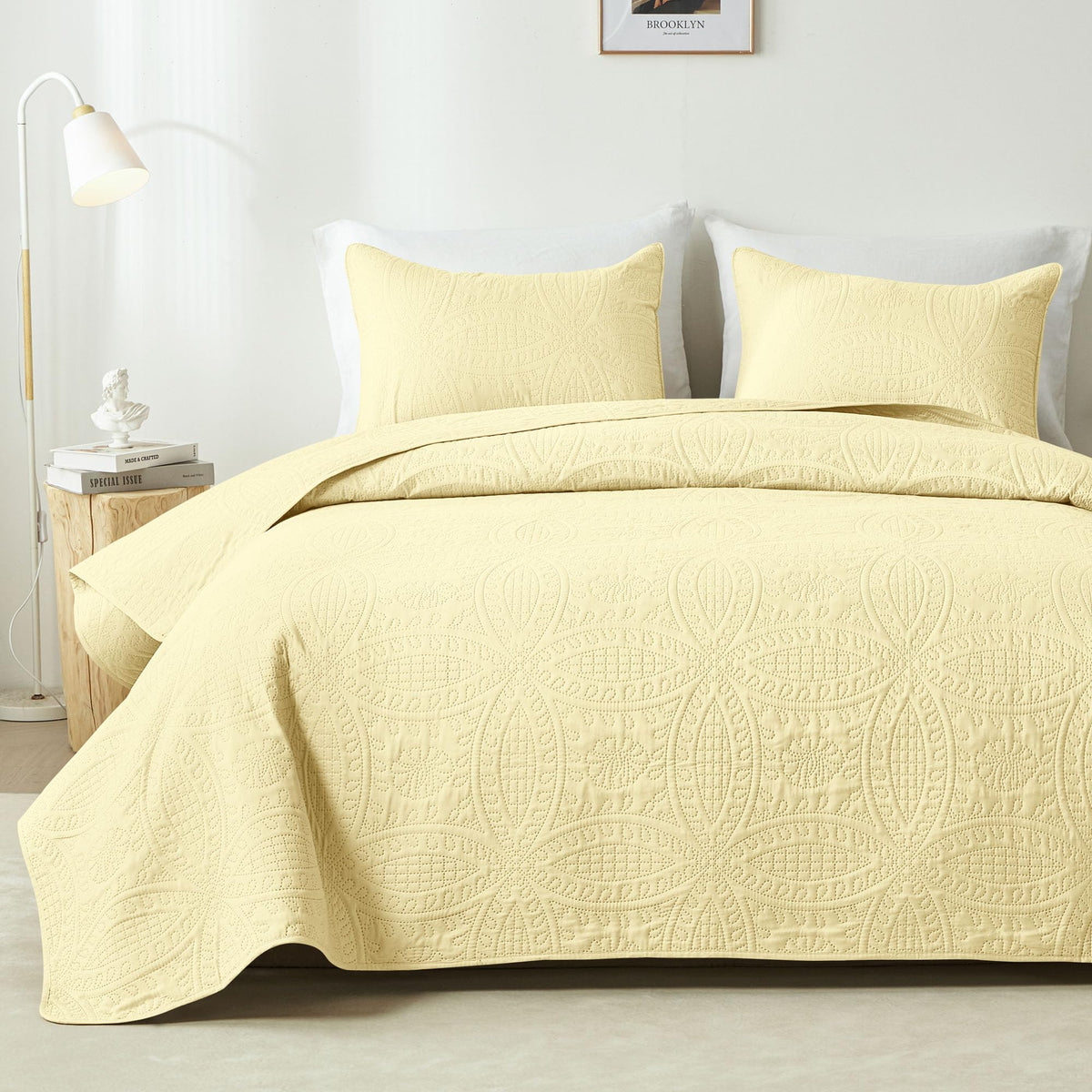 akkialla Queen Quilt Bedding Set,Olive Green Ultrasonic Full/Queen Quilt Set,Lightweight Soft Bedspread Coverlet,Modern Style Coin Pattern Bed Cover for All Seasons,3 Piece(1 Quilt,2 Pillow Shams)