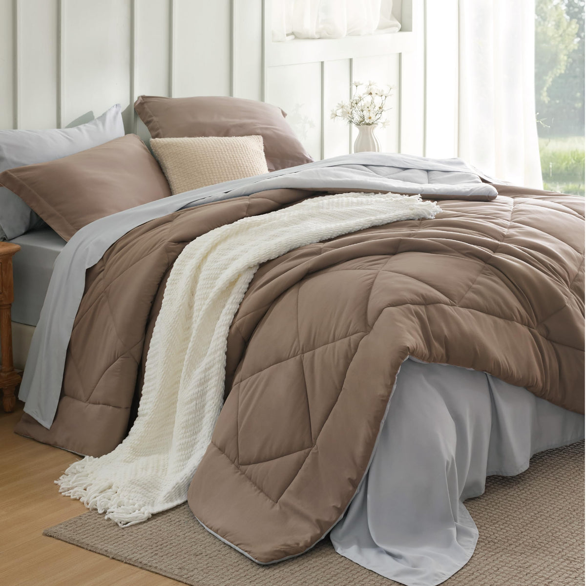 Bedsure Bed in a Bag Full Reversible Bed Set 7 Pieces Grey/Light Grey