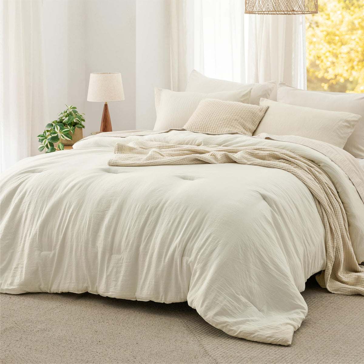Bedsure King Comforter Set Prewashed Soft Bedding Set 3Pcs Beige 104"x90"