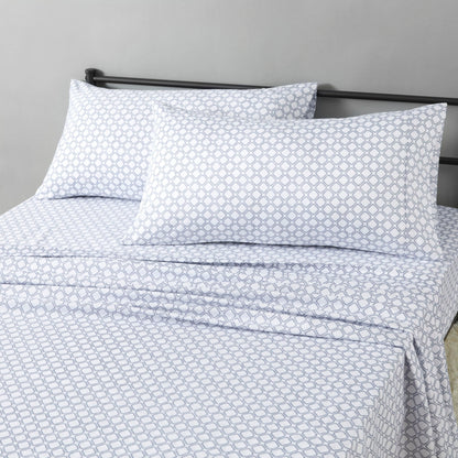 Amazon Basics Lightweight Super Soft Easy Care Breathable Microfiber 4 Piece Bed Sheets Set with 14-Inch Deep Pockets, Full, Navy Blue, Solid