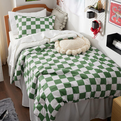 Bedsure Floral Queen Comforter Set, White Soft & Fluffy Fall Bedding 3 Pcs