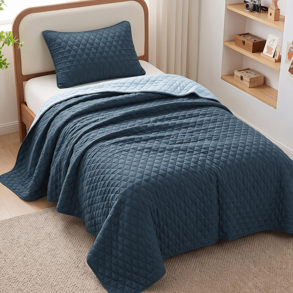 Exclusivo Mezcla Reversible Full Queen Quilt Bedding Set, Grey