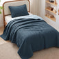 Exclusivo Mezcla Reversible Full Queen Quilt Bedding Set, Grey