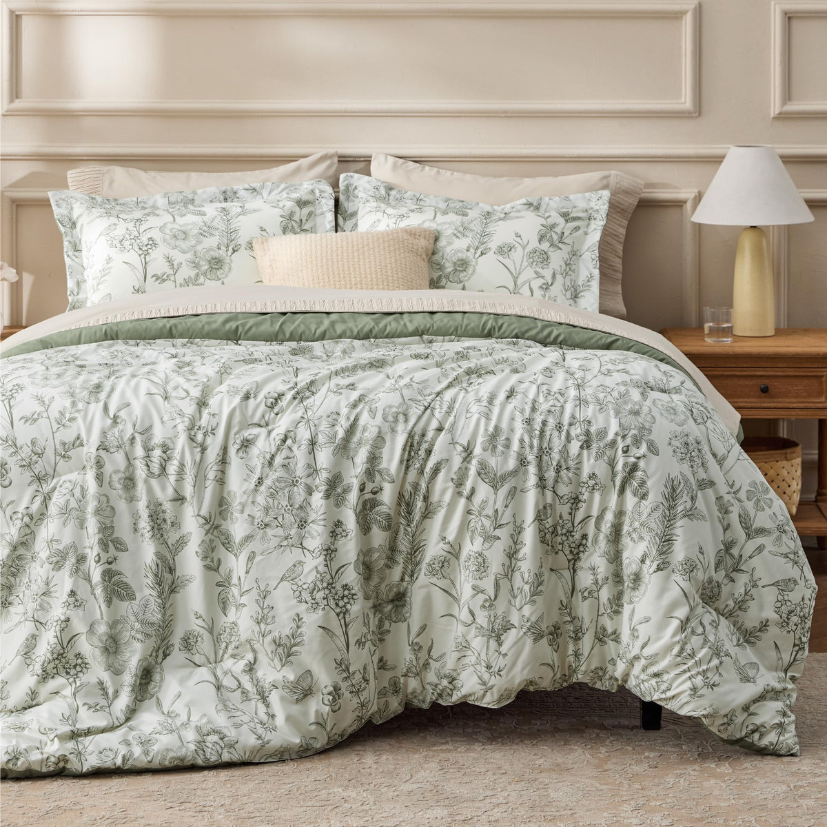 Bedsure Floral Queen Comforter Set, White Soft & Fluffy Fall Bedding 3 Pcs