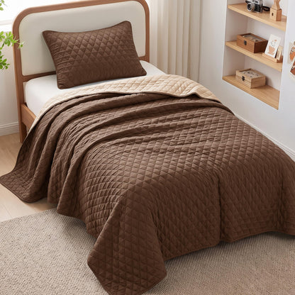 Exclusivo Mezcla Reversible Full Queen Quilt Bedding Set, Grey