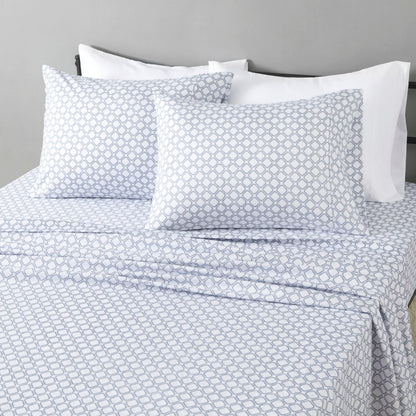 Amazon Basics Lightweight Super Soft Easy Care Breathable Microfiber 4 Piece Bed Sheets Set with 14-Inch Deep Pockets, Full, Navy Blue, Solid
