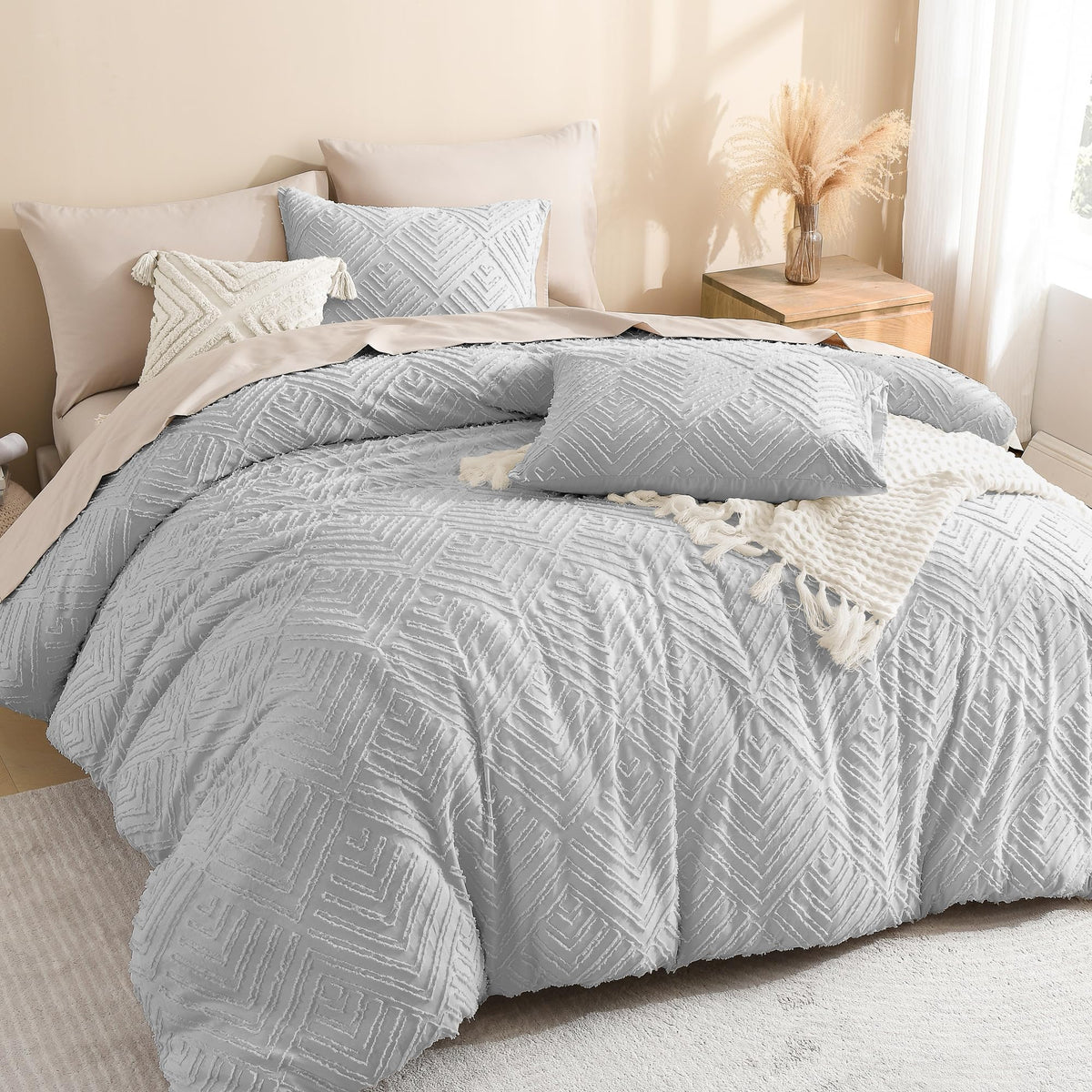 Litanika King Size Comforter Set, 3 Pieces Beige Tufted Boho Bedding Set