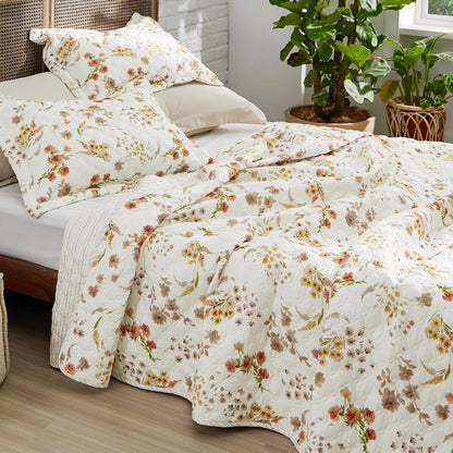 Bedsure Fall Quilts King Size, Reversible Botanical Floral Comforter, Beige