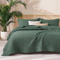 Bedsure Quilts Queen Size - Lightweight Comforter Queen Size for Summer, Bright White Bedspread Quilt with Clover Pattern, Soft Ultrasonic Coverlet, Modern All-Season Bedding, 90 x 96 Inches