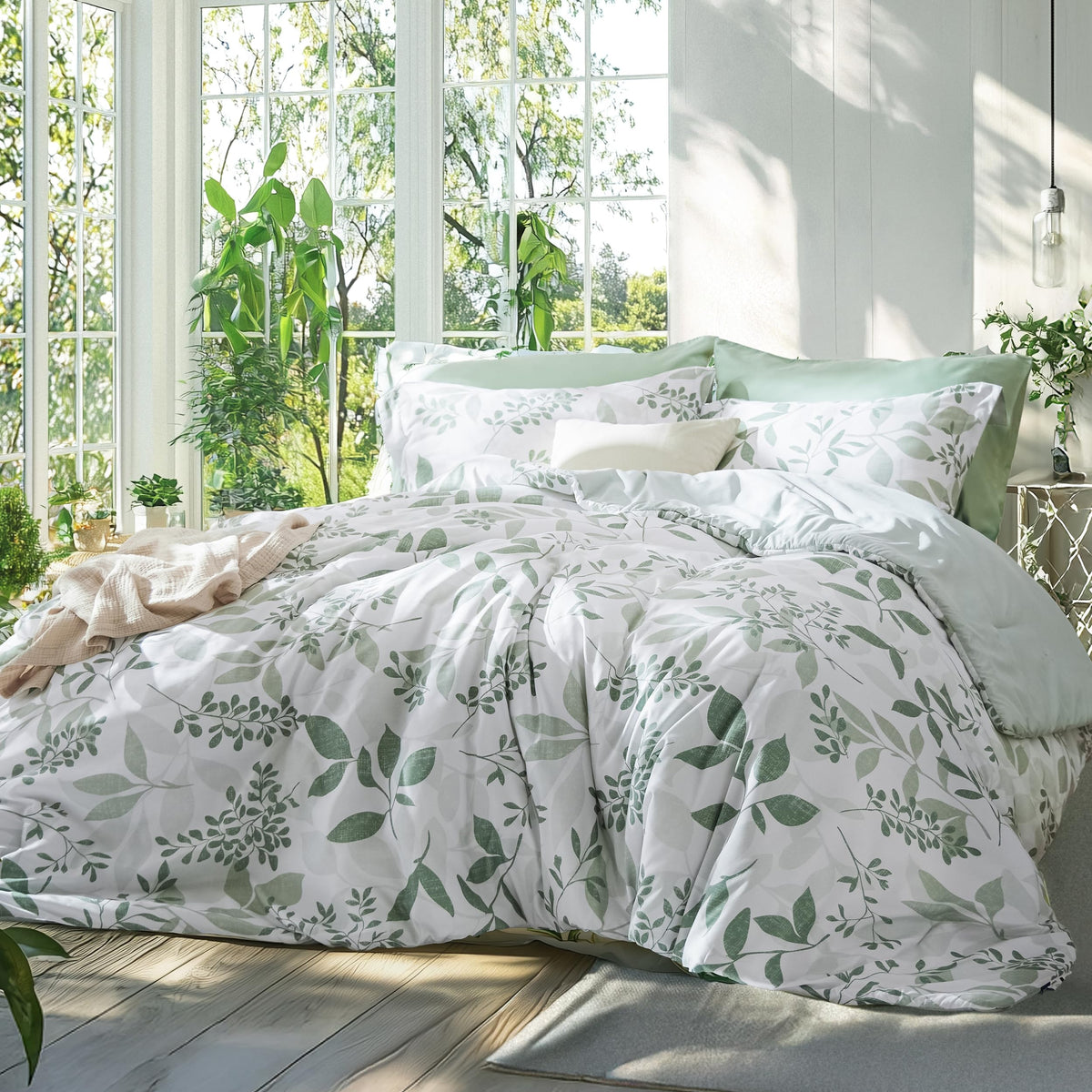Bedsure Floral Queen Comforter Set, White Soft & Fluffy Fall Bedding 3 Pcs