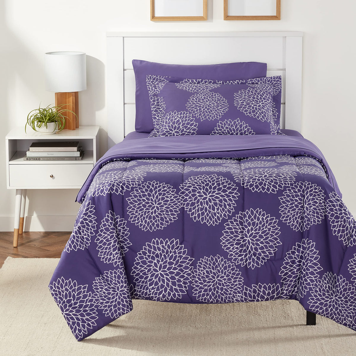 Amazon Basics 5-Piece Lightweight Microfiber Comforter Set with Sheets, Bed-in-a-Bag, Navy with Grey Plaid Bedding, Twin/Twin XL