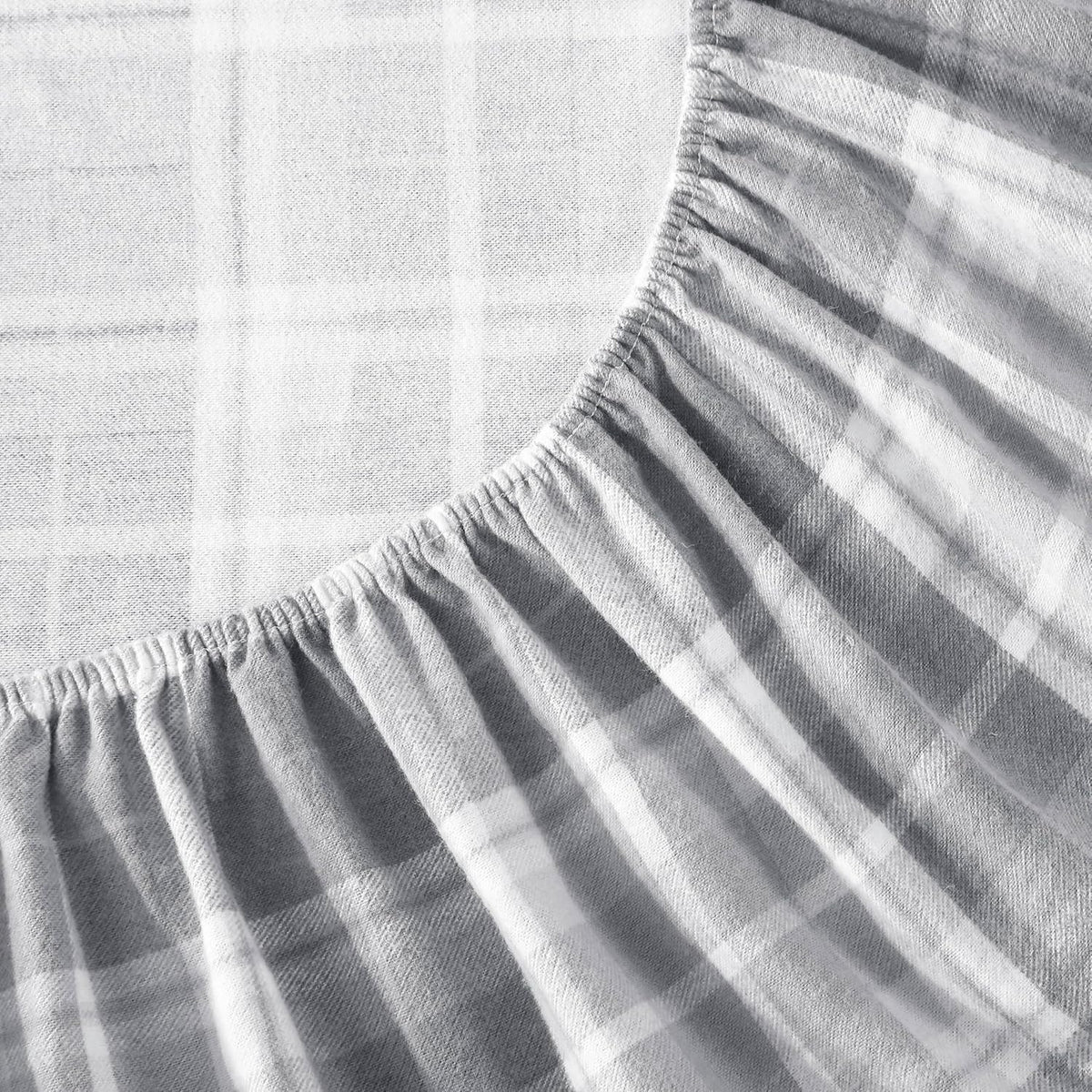Laura Ashley - Queen Sheet Set with Fitted Sheet & Pillowcases
